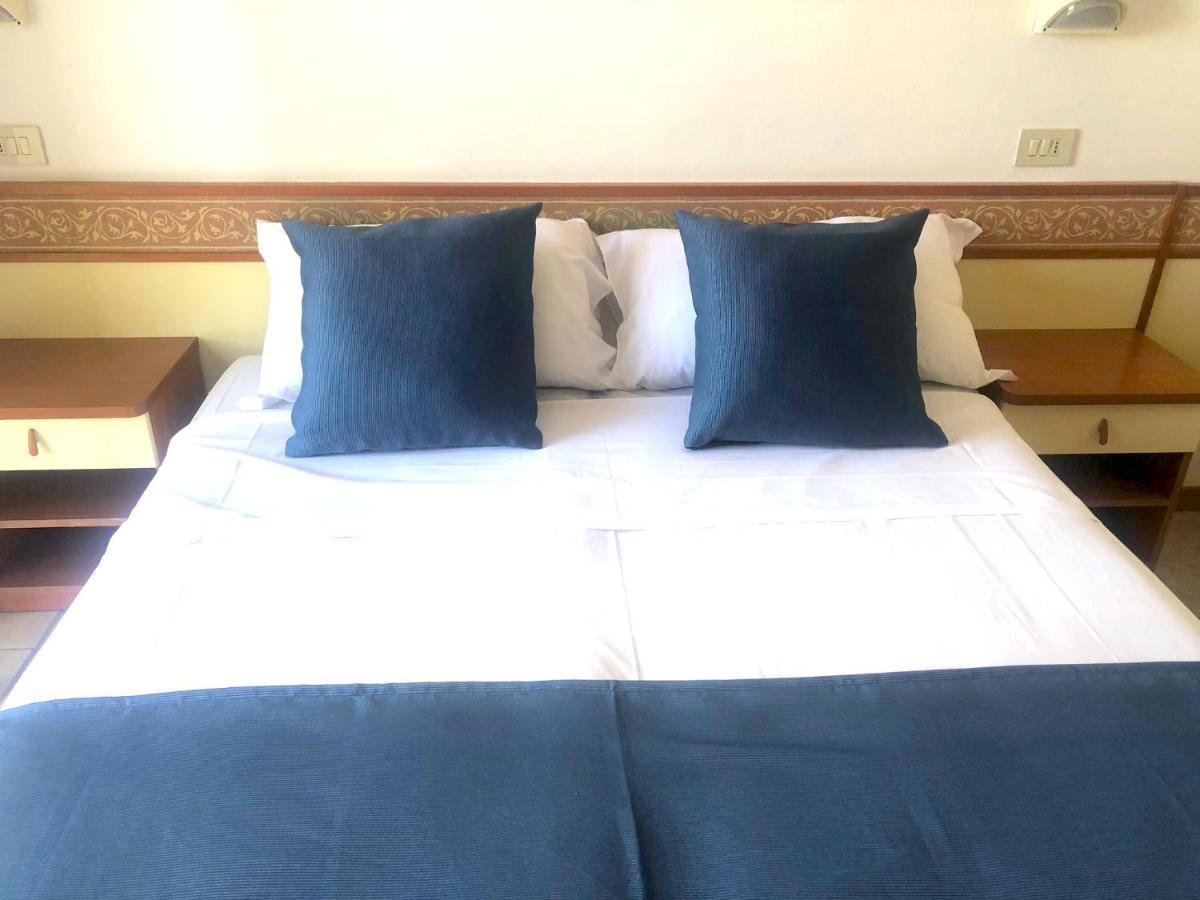 Hotel B&B Des Bains Milano Marittima Luaran gambar