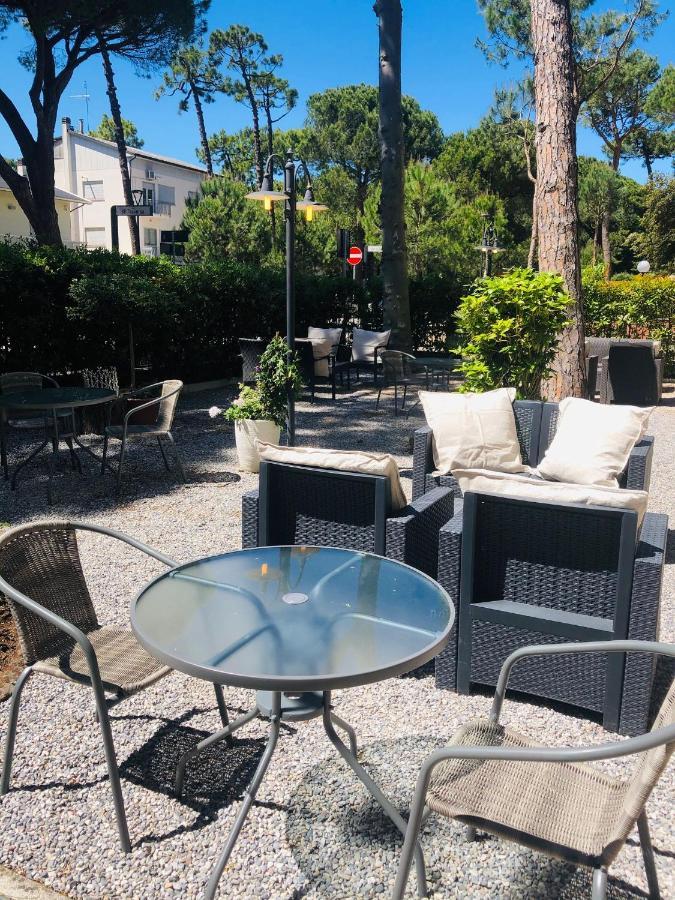 Hotel B&B Des Bains Milano Marittima Luaran gambar