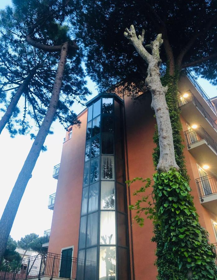 Hotel B&B Des Bains Milano Marittima Luaran gambar