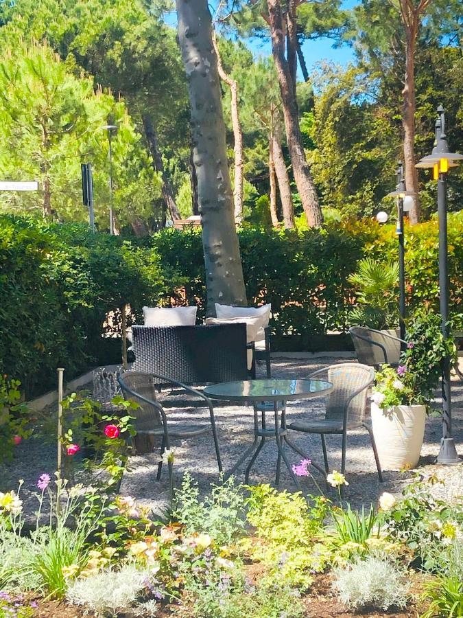 Hotel B&B Des Bains Milano Marittima Luaran gambar
