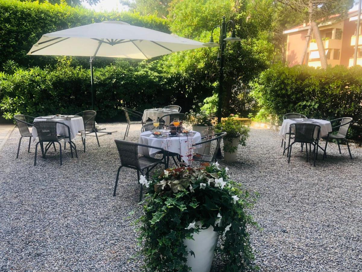 Hotel B&B Des Bains Milano Marittima Luaran gambar